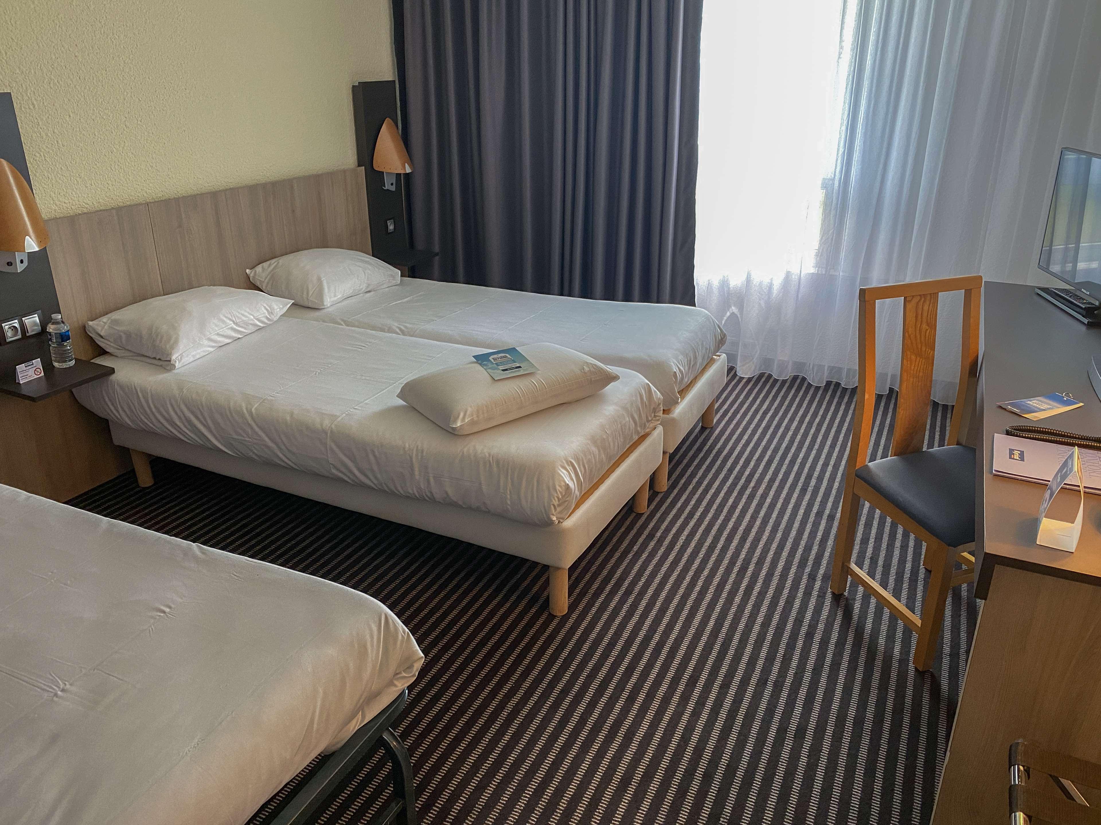 Kyriad Montchanin Le Creusot Экстерьер фото